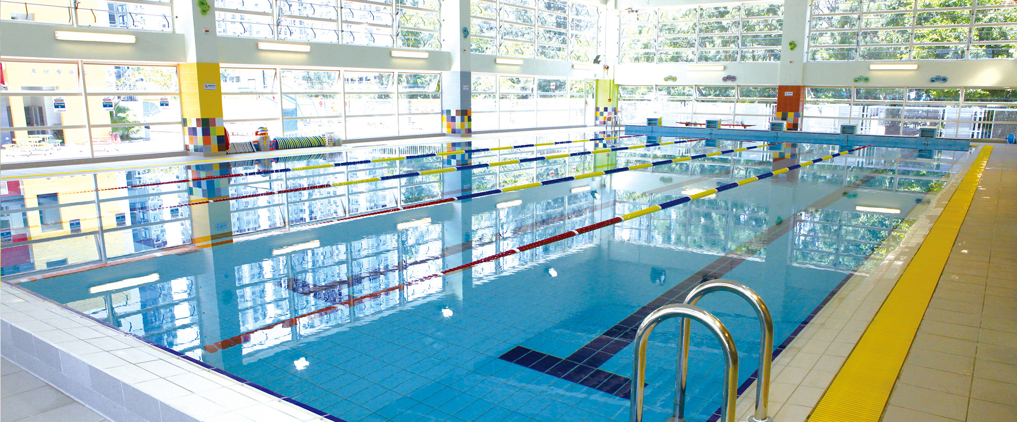 海南省要求乡镇游泳池全覆盖，要求全省中小学毕业生人人会安全游泳